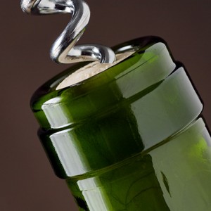 10 Ways to Open a Bottle Of Wine Without a Corkscrew - ZergNet