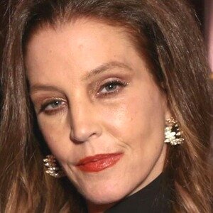 What We Know About Lisa Marie Presley's Tragic Death So Far - ZergNet