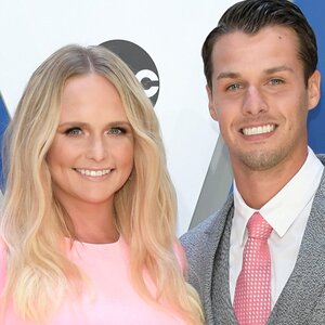 Miranda Lambert Celebrates Four Years Of Marriage In Paradise - ZergNet