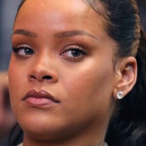 Pregnant Rihanna Responds To Backlash About 'Fine' Son Comment - ZergNet