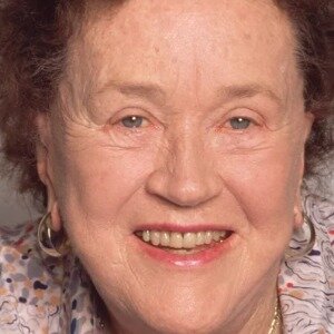 Julia Child's Last Meal Doesn't Surprise Her Fans One Bit - ZergNet
