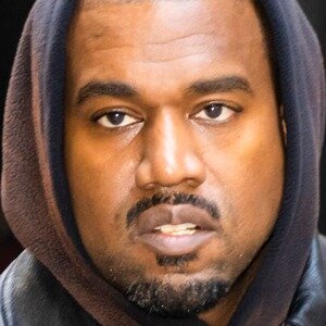 Kanye & Wife Censori Twin In All-Black Outfits While Out & About - ZergNet