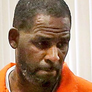 R. Kelly's Jail Time Has Not Been Easy On Him, Here's Why - ZergNet