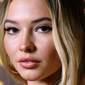 The Stunning Transformation Of This Outer Banks Star - ZergNet