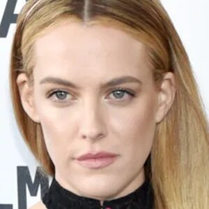 The Truth About Riley Keough's Husband - ZergNet