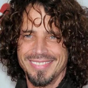 Heartbreaking Details Found In Chris Cornell's Autopsy Report - ZergNet