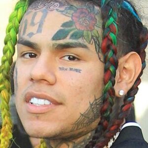 Rapper Tekashi 6ix9ine Recovering After Terrifying Attack - ZergNet