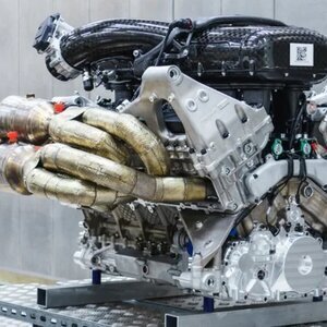 The 12 Best V12 Engines Ever Made - ZergNet