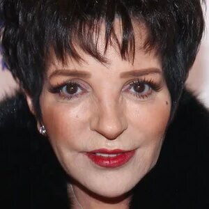 Liza Minelli Details That'll Bring A Tear To Your Eye - ZergNet