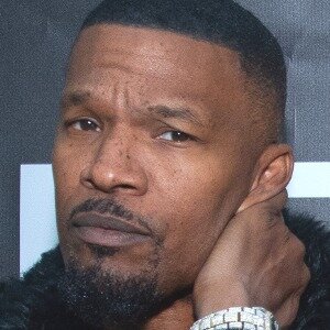 Tragic Details About Jamie Foxx - ZergNet