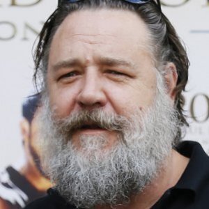 Whatever Happened To Russell Crowe? - ZergNet