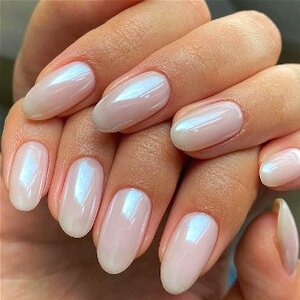 The Beyond Gorgeous Nude Nail Trend We Can't Get Enough Of - ZergNet