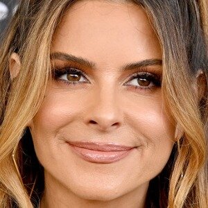 Maria Menounos Reveals Secret Cancer Battle While Expecting Baby - ZergNet