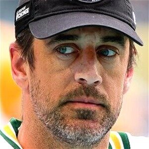 The Shady Double Life Of Aaron Rodgers - ZergNet