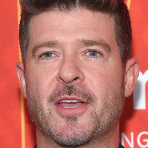 Celebrities Who Had Affairs That Ruined Their Careers - ZergNet