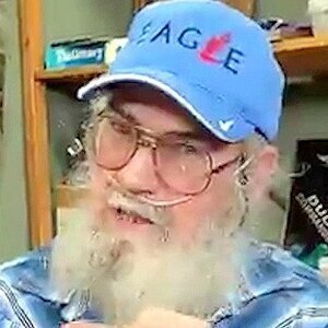 Where Did Si Robertson Go After Duck Dynasty? - ZergNet