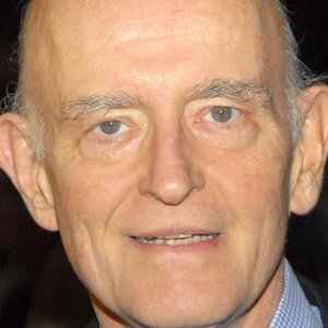 These Everybody Loves Raymond Stars Passed Away & You Never Knew - ZergNet