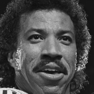 Scandals That Rocked The Music World In The 1980s - ZergNet