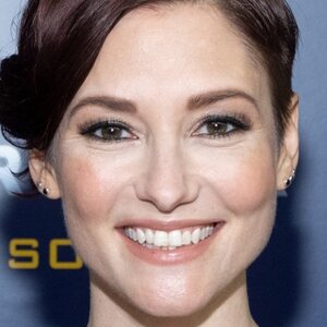 The Heartbreaking Truth Of Chyler Leigh's Difficult Past - ZergNet