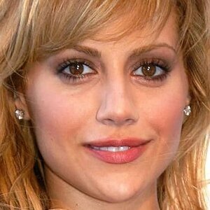 Details About Brittany Murphy's Death That Still Haunt Us - ZergNet