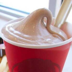 The Secret Ingredient That Keeps You Craving A Wendy's Frosty - ZergNet