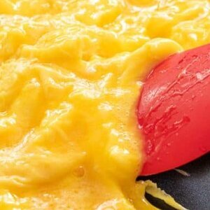 The Glaring Scrambled Egg Mistake Almost Everyone Makes - ZergNet