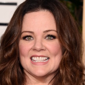 Melissa McCarthy Shows Off a New Look at the Golden Globes - ZergNet