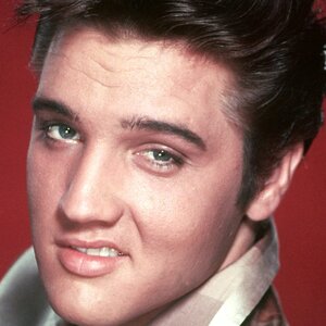 The Dark Truth Of Elvis Presley That Everyone Tries To Ignore - ZergNet