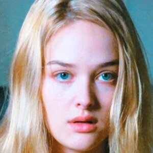 Awkward Love Scenes That Should Have Never Been Filmed - ZergNet