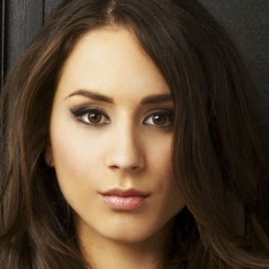 Troian Bellisario Shares A Heartbreaking 'PLL' Photo - ZergNet