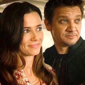 The Popular Franchise Everyone Forgot Hawkeye's Wife Was In - ZergNet