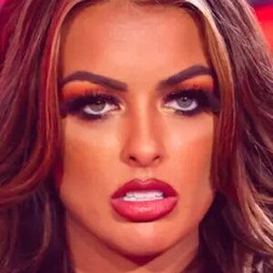 Mandy Rose's Wild WrestleMania Slip Will Haunt Her Forever - ZergNet