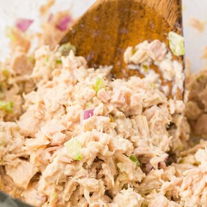 There's 1 Big Mistake Everyone Makes With Tuna Salad - ZergNet