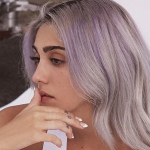 Madonna's Daughter Makes Her Modeling Debut - ZergNet
