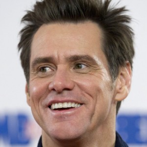 Jim Carrey Leaves Massive Tip During Night Out in NYC - ZergNet