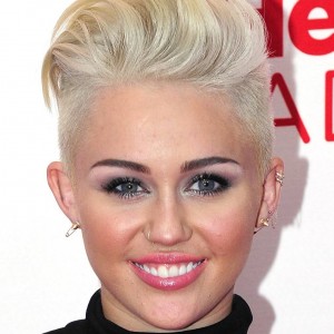 See The Latest Star Miley Cyrus Rips - ZergNet